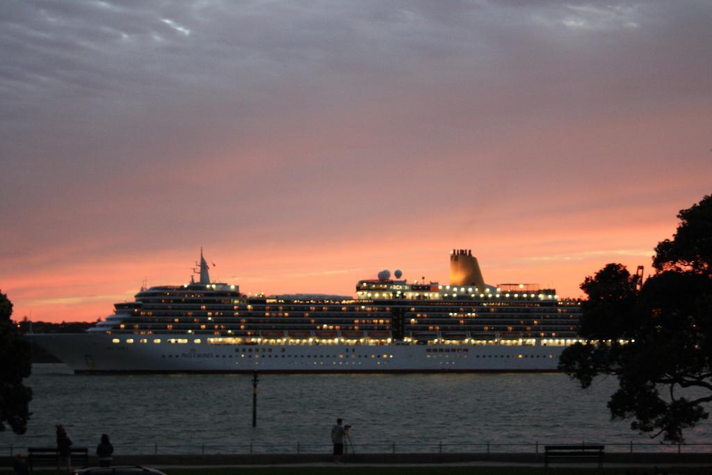 Admirals Landing Waterfront B&B Auckland Exterior photo